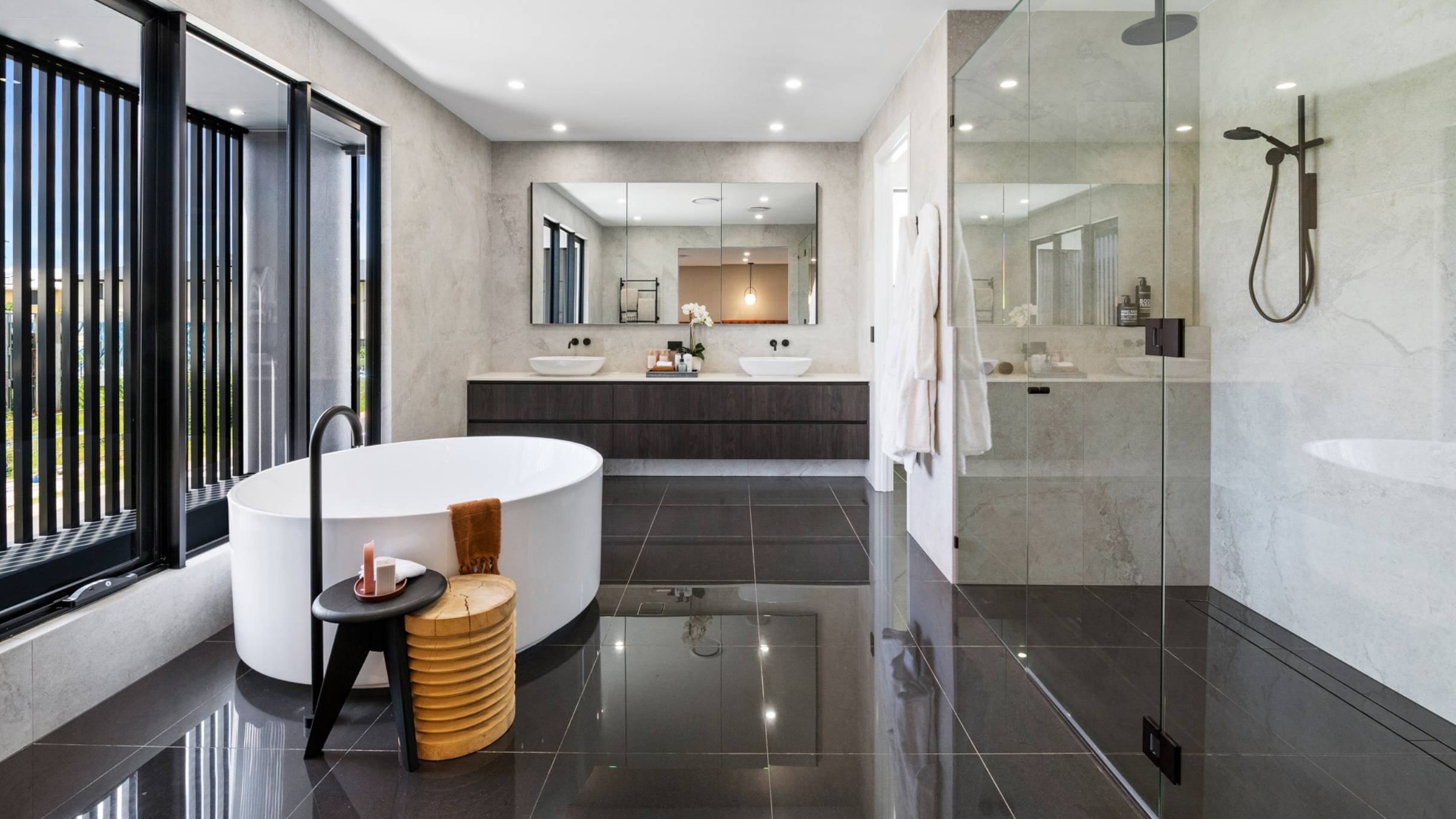 Grand 43 Rochedale Display Centre