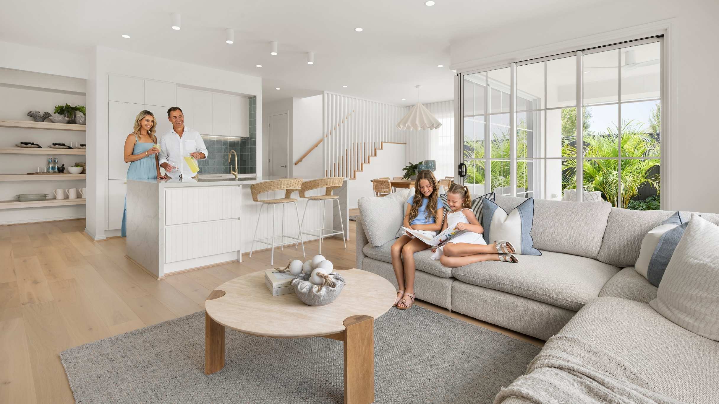 Noosa 31 White Rock Display Centre