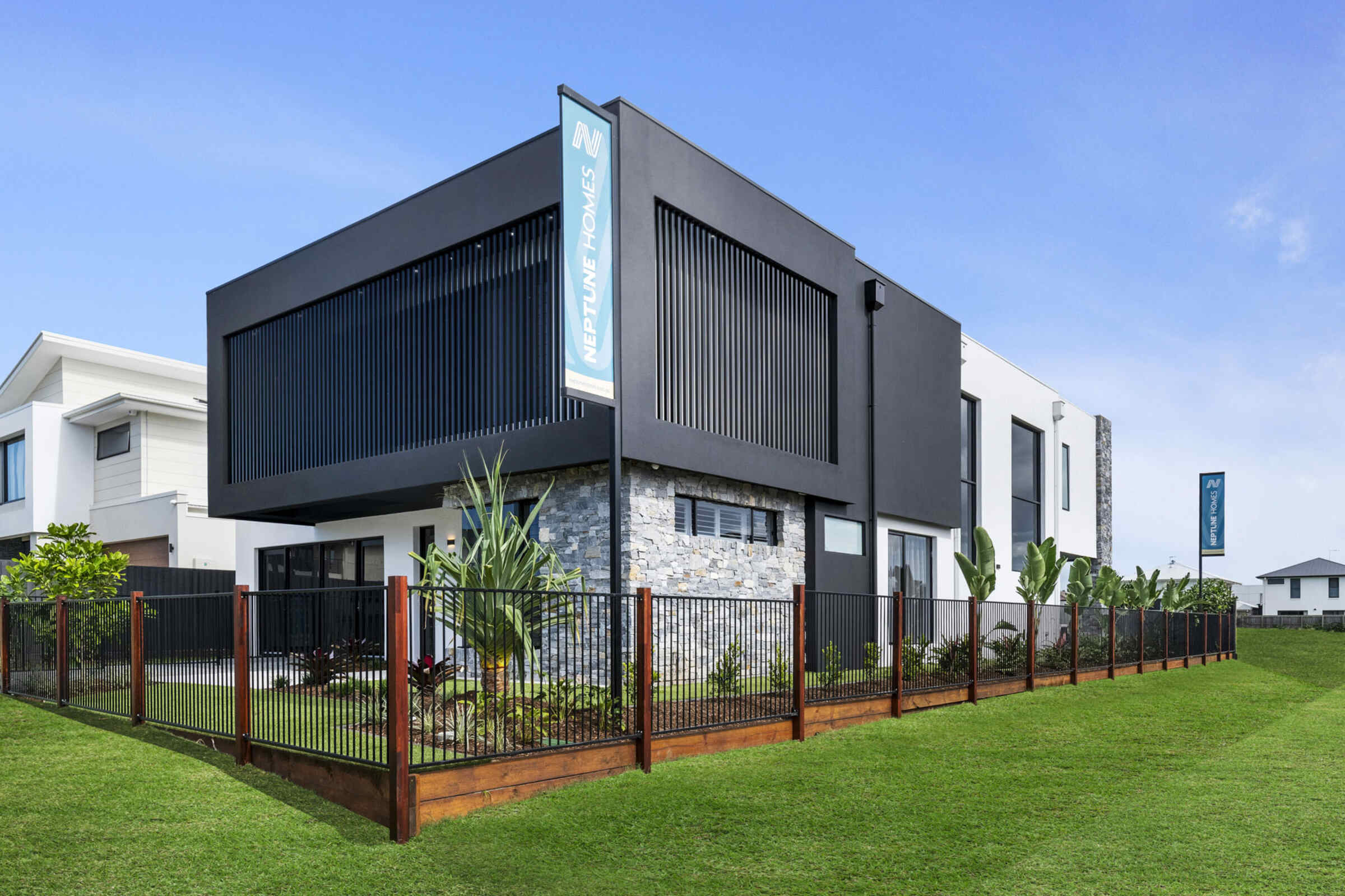 Grand 43 Rochedale Display Centre