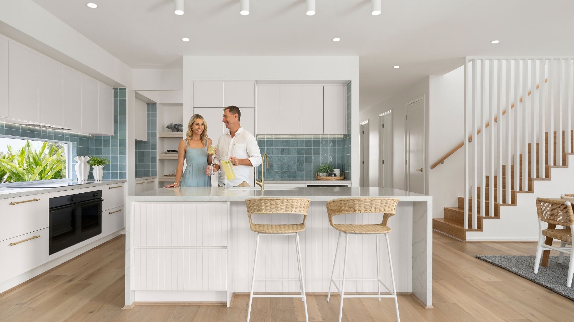 Noosa 31 White Rock Display Centre