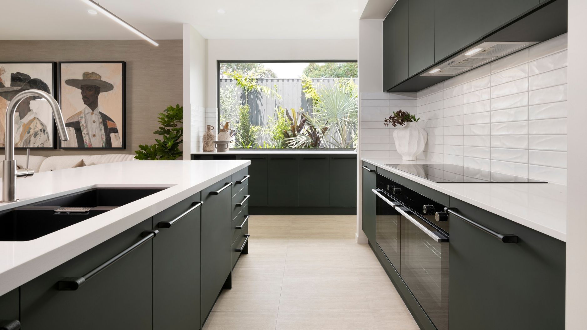 Whitehaven 30 White Rock Display Centre