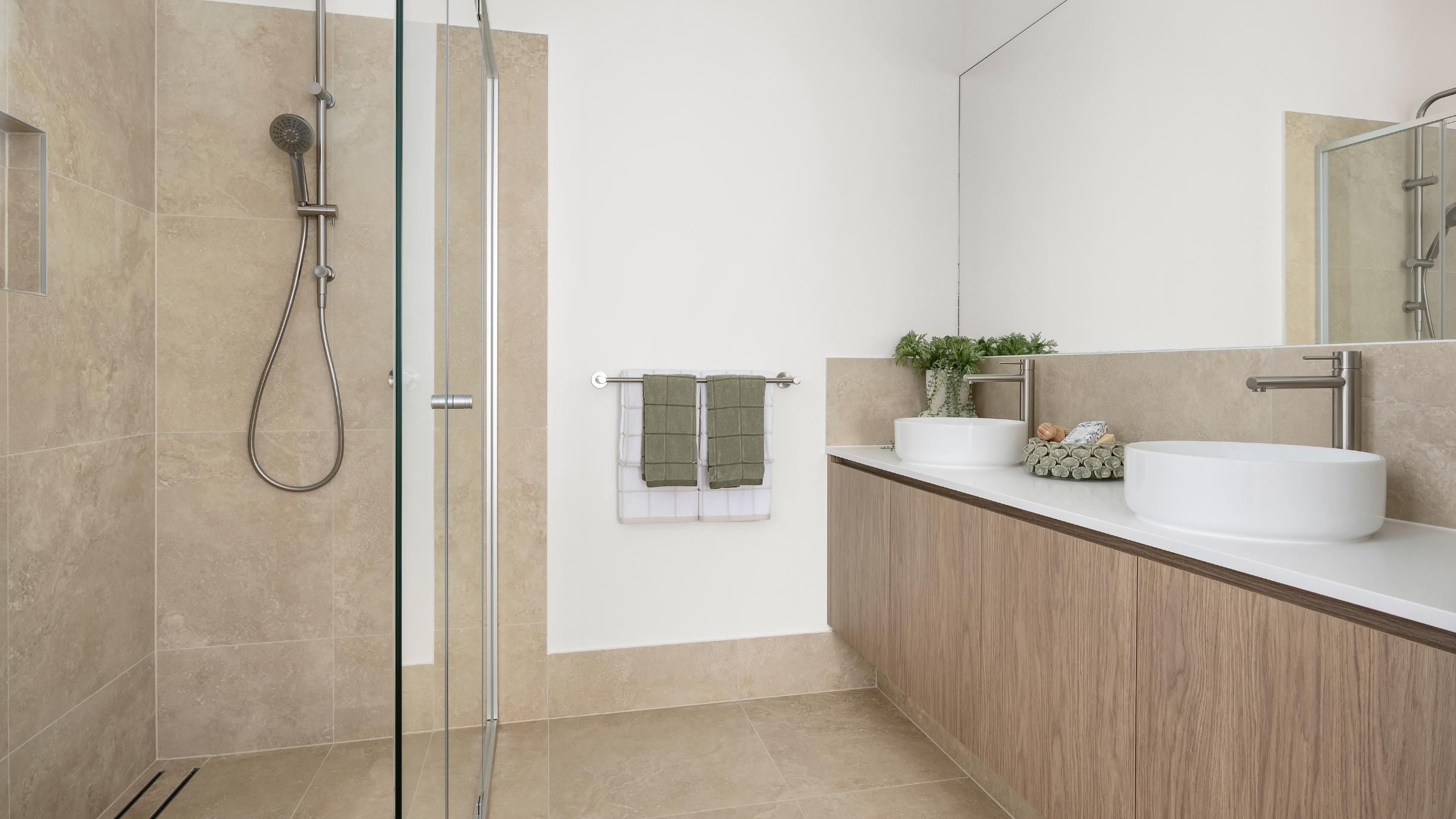 Main Bedroom Ensuite