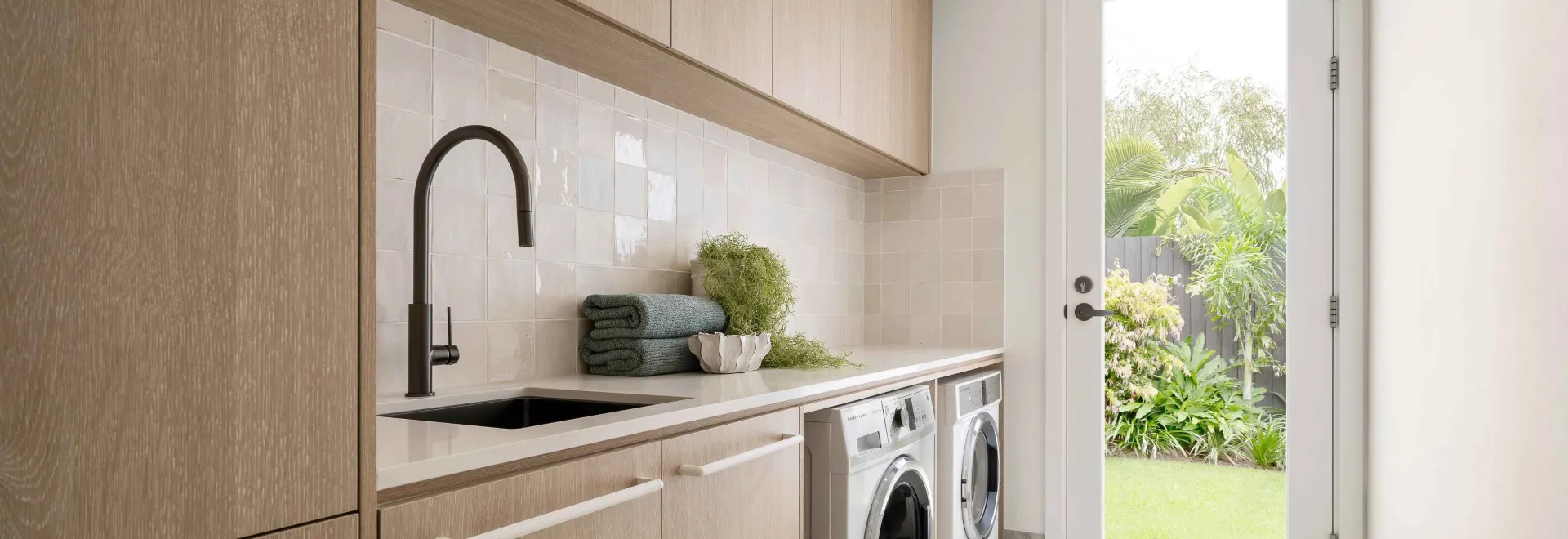 Halifax 35 Brookhaven Display Centre