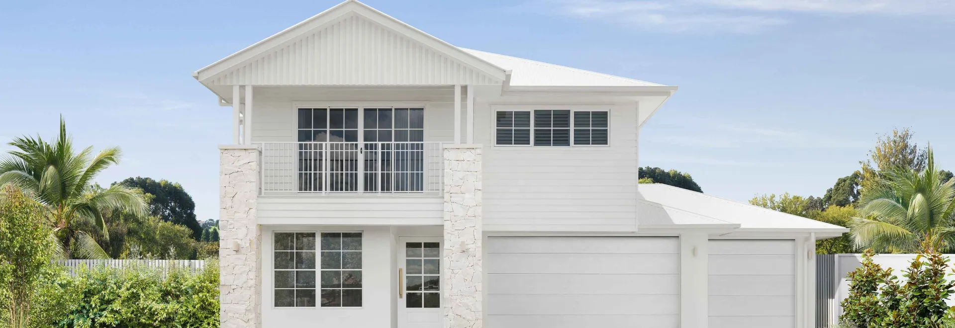 Noosa 31 White Rock Display Centre